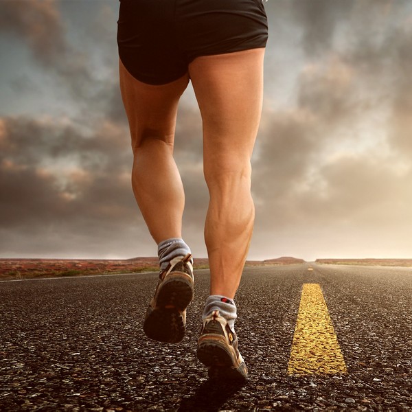 jogging-2343558_1920-modified.jpg