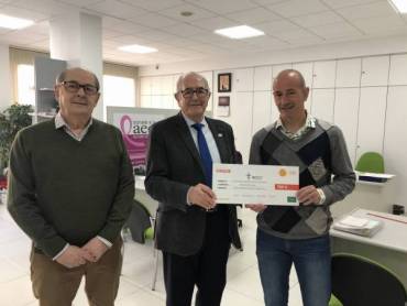 El Circuito de Carreras dona el 4% de sus inscripciones a la Asociación Española Contra el Cáncer