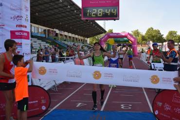 María Victoria García Vaquero y Javier Martín se alzan con el triunfo en el Medio Maratón de Puertollano