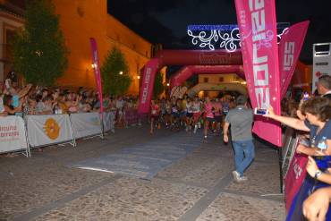 Mohamed Massat y Queralt Criado, vencen con nuevos récords en la Carrera de las Antorchas de Vva. De los Infantes